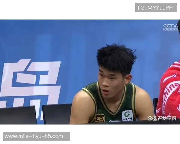 米奇称赞文班在关键时刻投进三分球球员表现至关重要 米奇称赞文班在关键时刻投进三分球球员表现至关重要