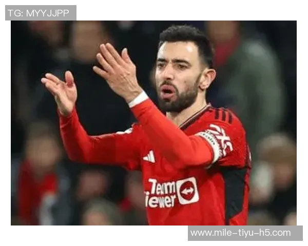 姆伯莫赞舍什科传球精彩海文与B费默契配合助力进球